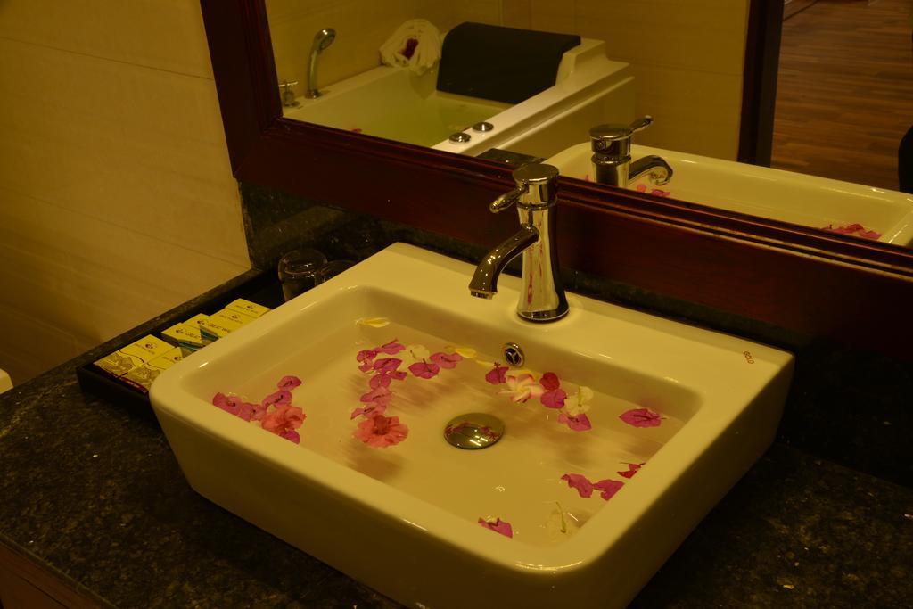 Great Wall Hotel - Nay Pyi Taw Oattara Thiri Kültér fotó