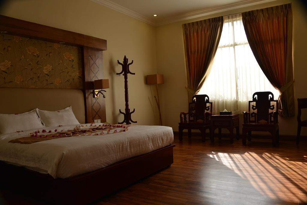 Great Wall Hotel - Nay Pyi Taw Oattara Thiri Kültér fotó